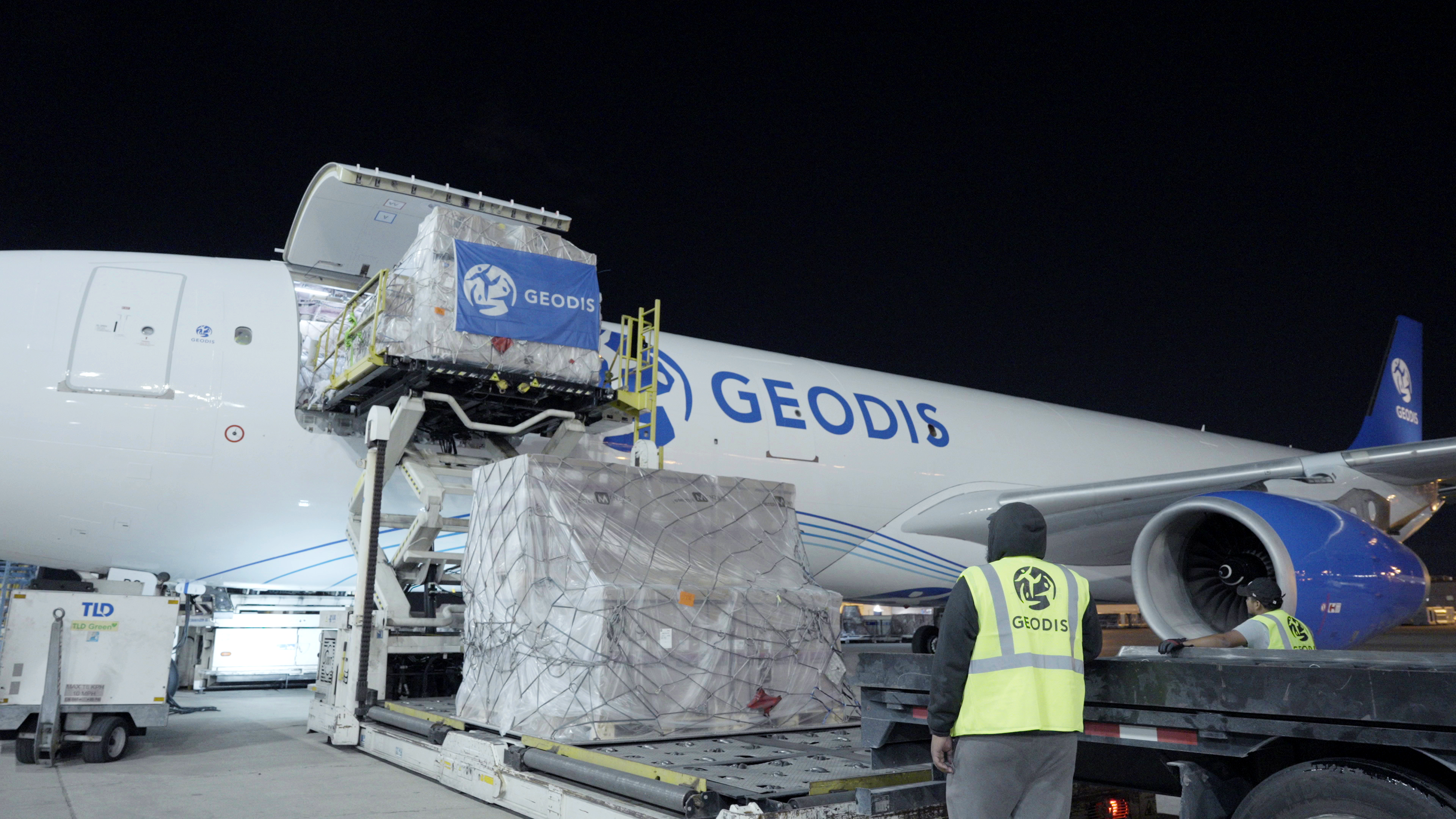 GEODIS transport logistic plane